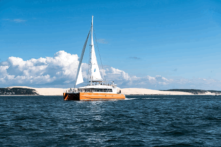 Photographie du bateau sur le bassin d'Arcachon