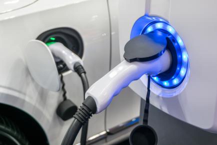 Illustration de l'article Infrastructures de recharge pour véhicules électriques ou hybrides : des précisions techniques