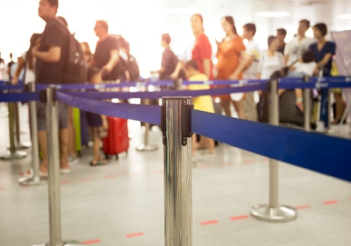 Illustration de l'article : Reconnaissance faciale dans les aéroports : encore un stockage de données ?