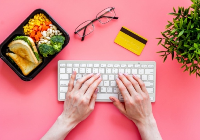 Illustration de l'article : Titres-restaurant et télétravail : le juge tranche enfin !