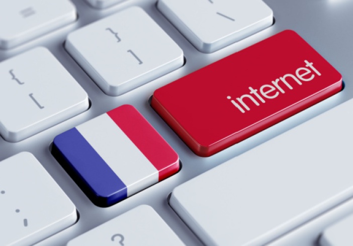 Illustration de l'article : E-commerce et avis client : faut-il rendre le français obligatoire ?