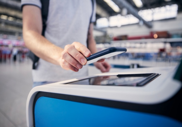 Illustration de l'article : Nouvelle borne dans un aéroport : innovation ou compilation des connaissances ?