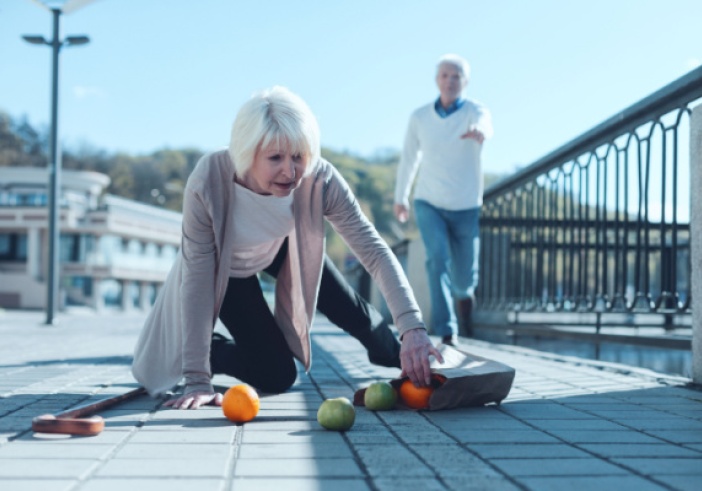 Illustration de l'article : Professionnels de santé : un guide sur la prévention des chutes des seniors