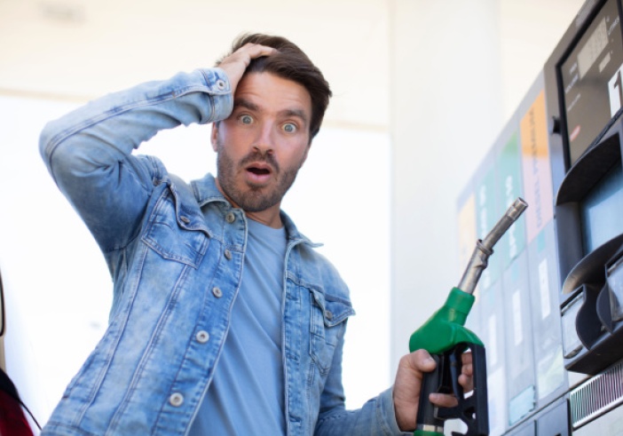 Illustration de l'article : Pompe à essence automatique : un minimum de provision sur le compte bancaire ?