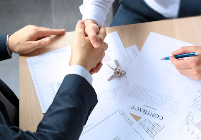 Illustration de l'article : Reporter l’imposition du gain tiré de la vente de titres : possible ?