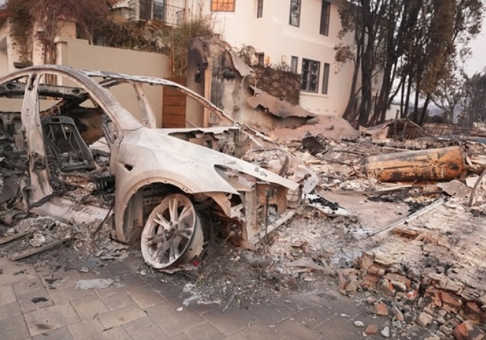 Illustration de l'article : Incendies estivaux 2026 : des mesures fiscales de soutien pour les sinistrés