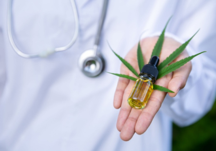 Illustration de l'article : L'expérimentation sur le cannabis thérapeutique joue les prolongations