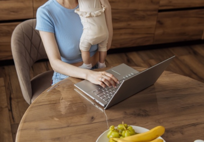 Illustration de l'article : Congé supplémentaire de naissance: les modalités sont fixées pour les salariés !