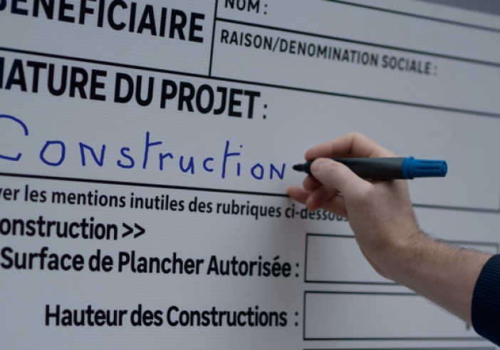 Illustration de l'article : Permis de construire : petit problème, grosse conséquence ?