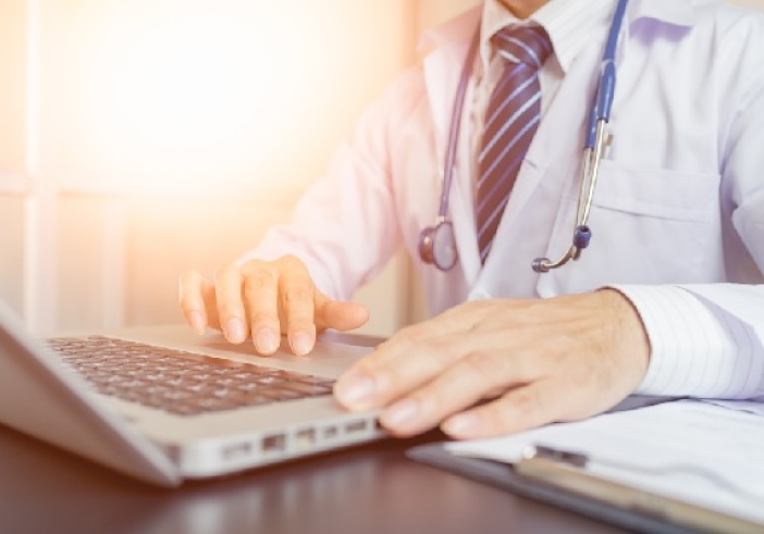 Illustration de l'article : Médecins : vers une réduction des tâches administratives ?