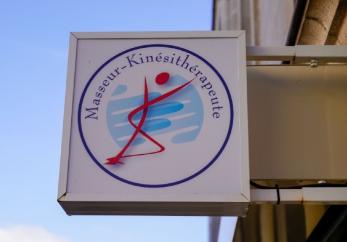 Illustration article : Masseur-kinésithérapeute : sans prescription médicale ?