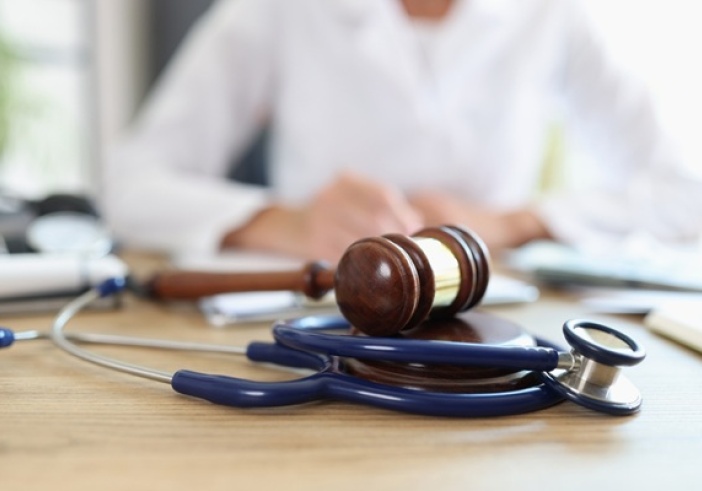 Illustration de l'article : Arrêt maladie et congés payés : le juge précise les règles de prescription