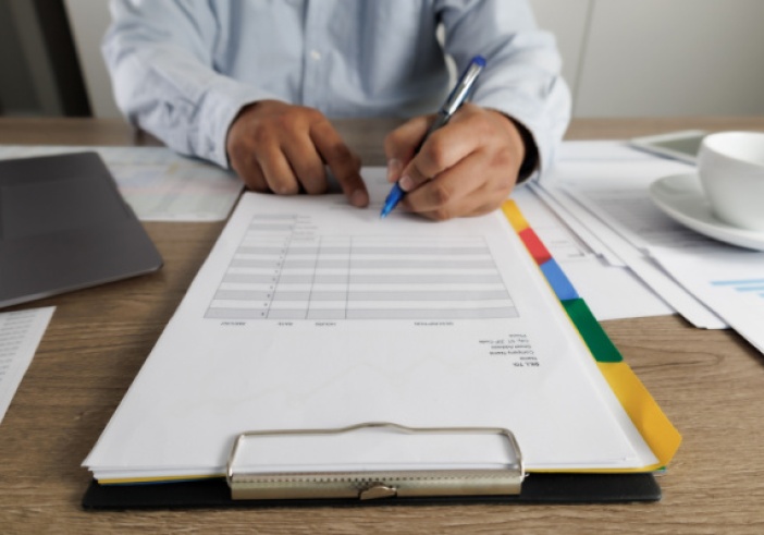 Illustration article : Conservation des documents professionnels : pour combien de temps ?