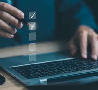 Illustration article : Commande en ligne : obligation de payer ?