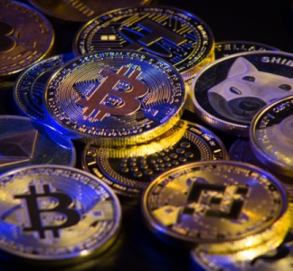 Illustration article : Cryptomonnaies : un encadrement qui se renforce…