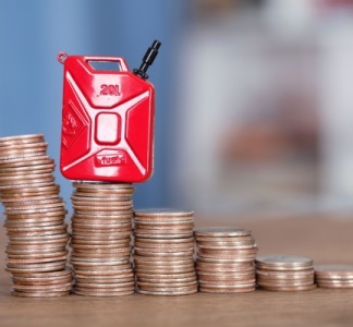 Illustration article : Hausse du carburant : des mesures prises par l’Urssaf