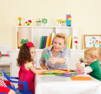 Illustration article : Maison d’assistantes maternelles : une résidence secondaire pour les enfants ?