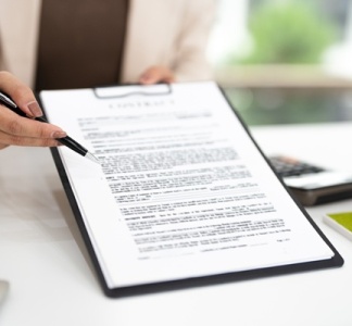 Illustration article : Notice d’information des contrats de location : une actualisation récente