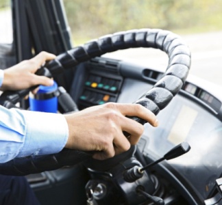 Illustration article : Permis D : visite médicale des conducteurs seniors, trop c’est trop ?