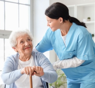 Illustration article : Établissements d’accueil sociaux et médico-sociaux : un contrôle possible des espaces privatifs des résidents ?