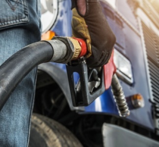 Illustration article : Crise énergétique : l’aide aux « gros rouleurs » précisée