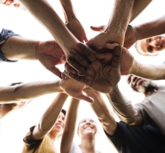 Illustration article : Associations et secteur de l’économie sociale et solidaire : ce qui va changer en 2025