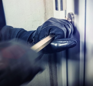 Illustration article : Un vol… imposable ?