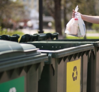 Illustration article : Taxe d’enlèvement des ordures ménagères : à vos calculatrices !