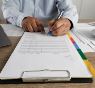 Illustration article : Conservation des documents professionnels : pour combien de temps ?