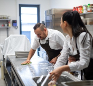 Illustration article : CHR : évolution de la formation à l’hygiène alimentaire