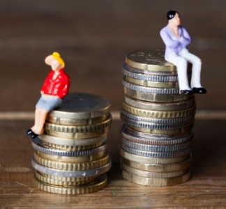 Illustration article : Égalité salariale : les bulletins de paie peuvent être exigés !